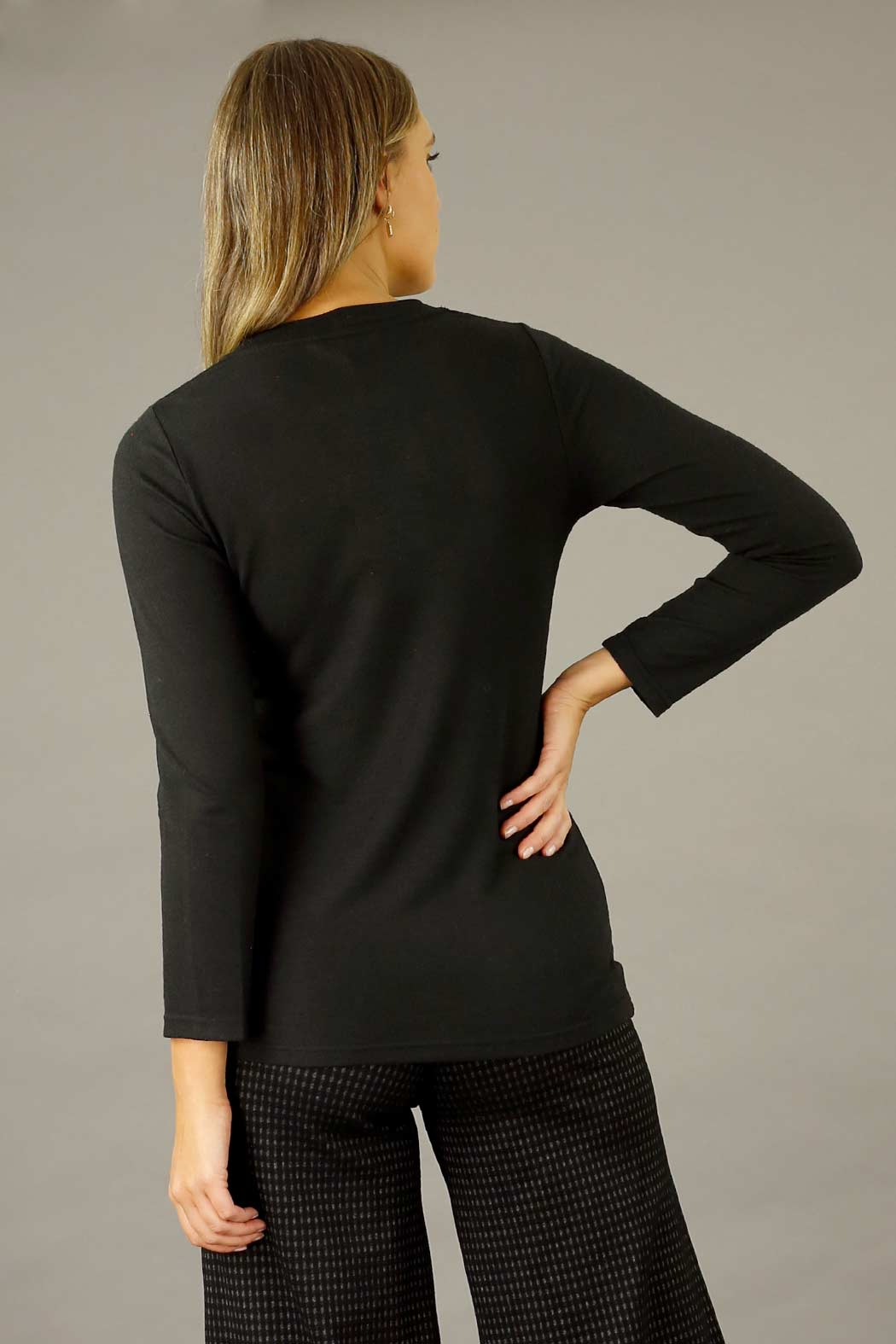 Black Crew Layering Essential