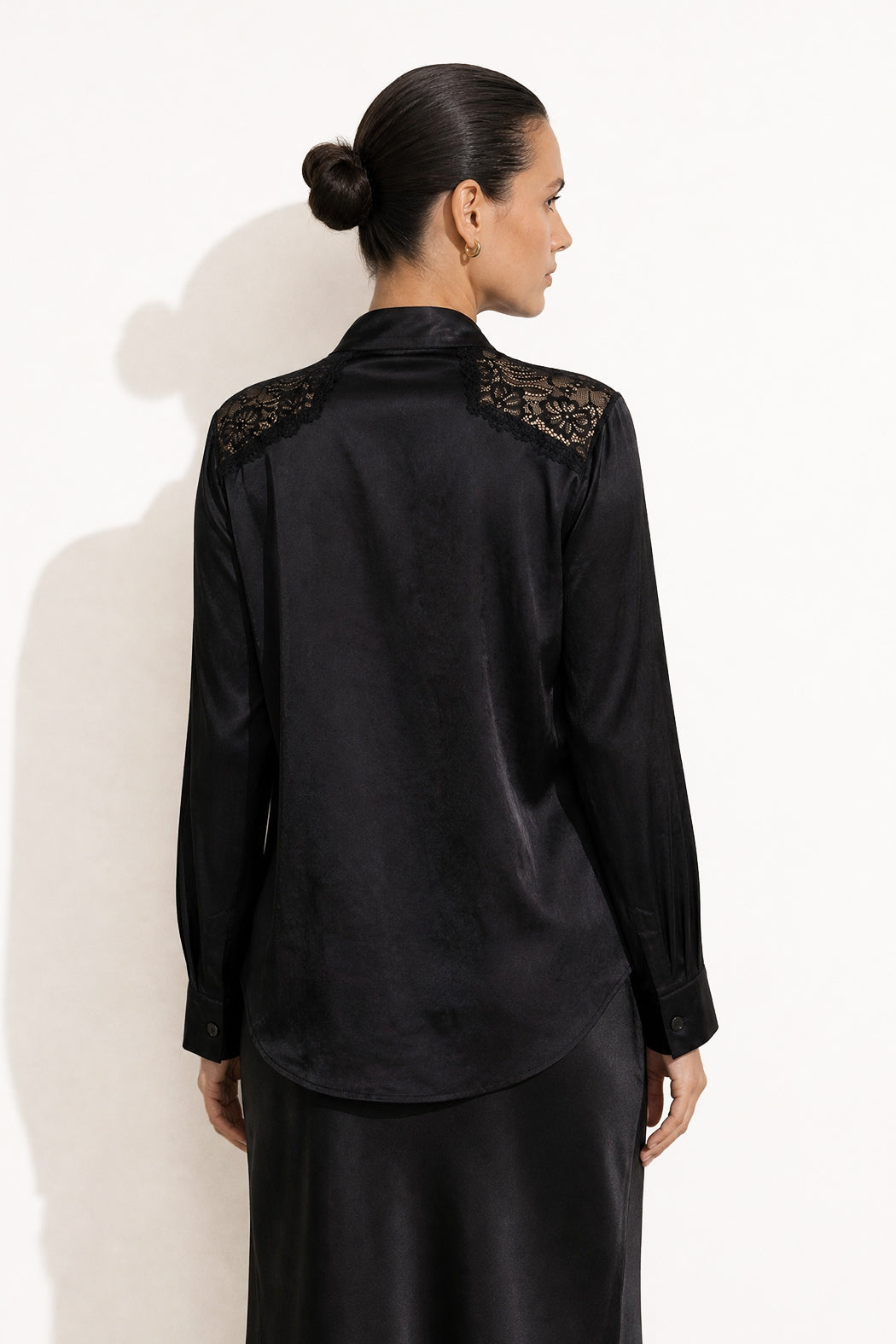 Black Glow Lace Blogger Shirt