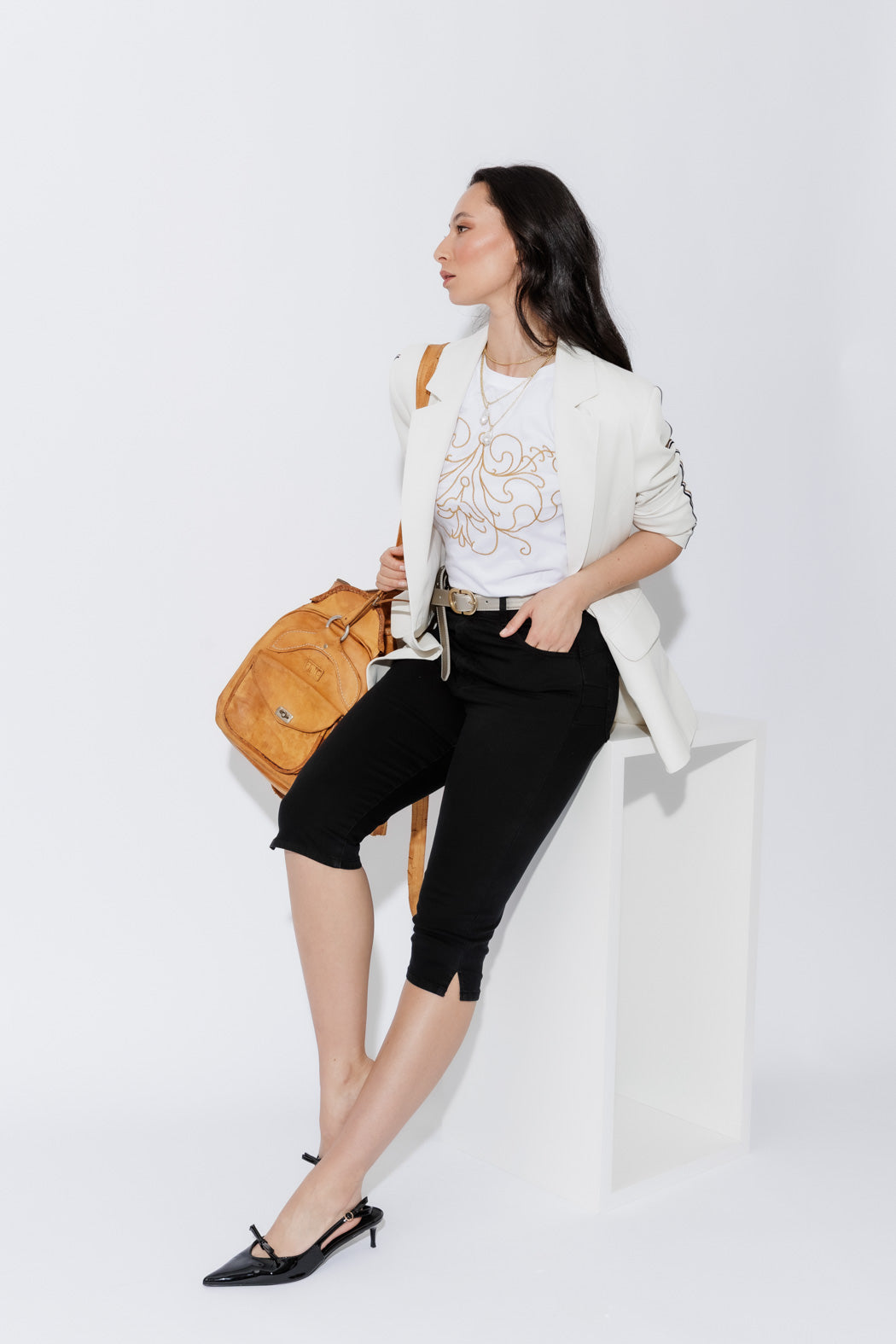 Black Denim Miracle Capri Jean