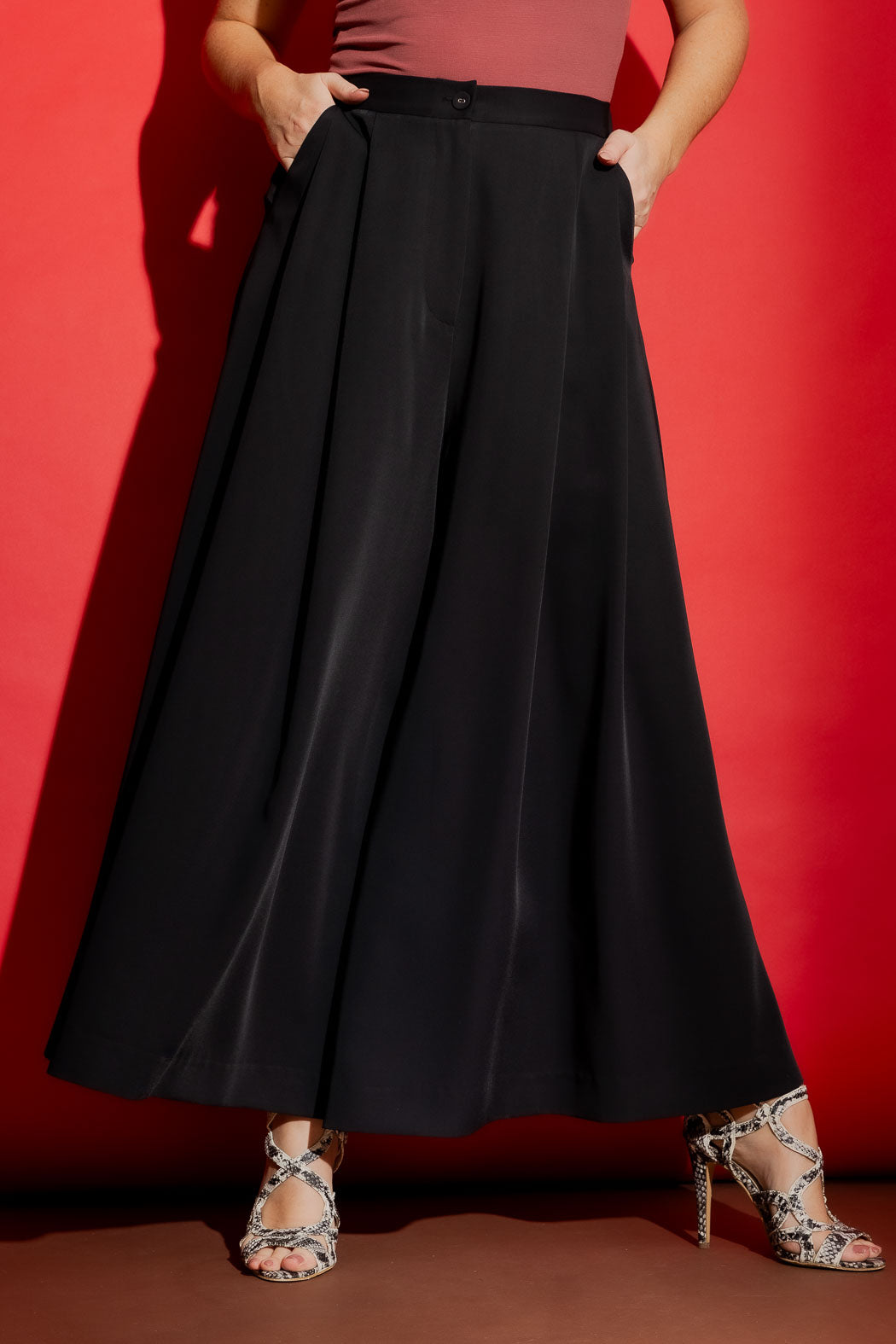 Black Euro Wide Leg Culotte