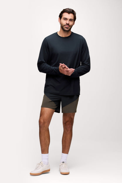 Contrast Panel Refine Short | Black/Espresso