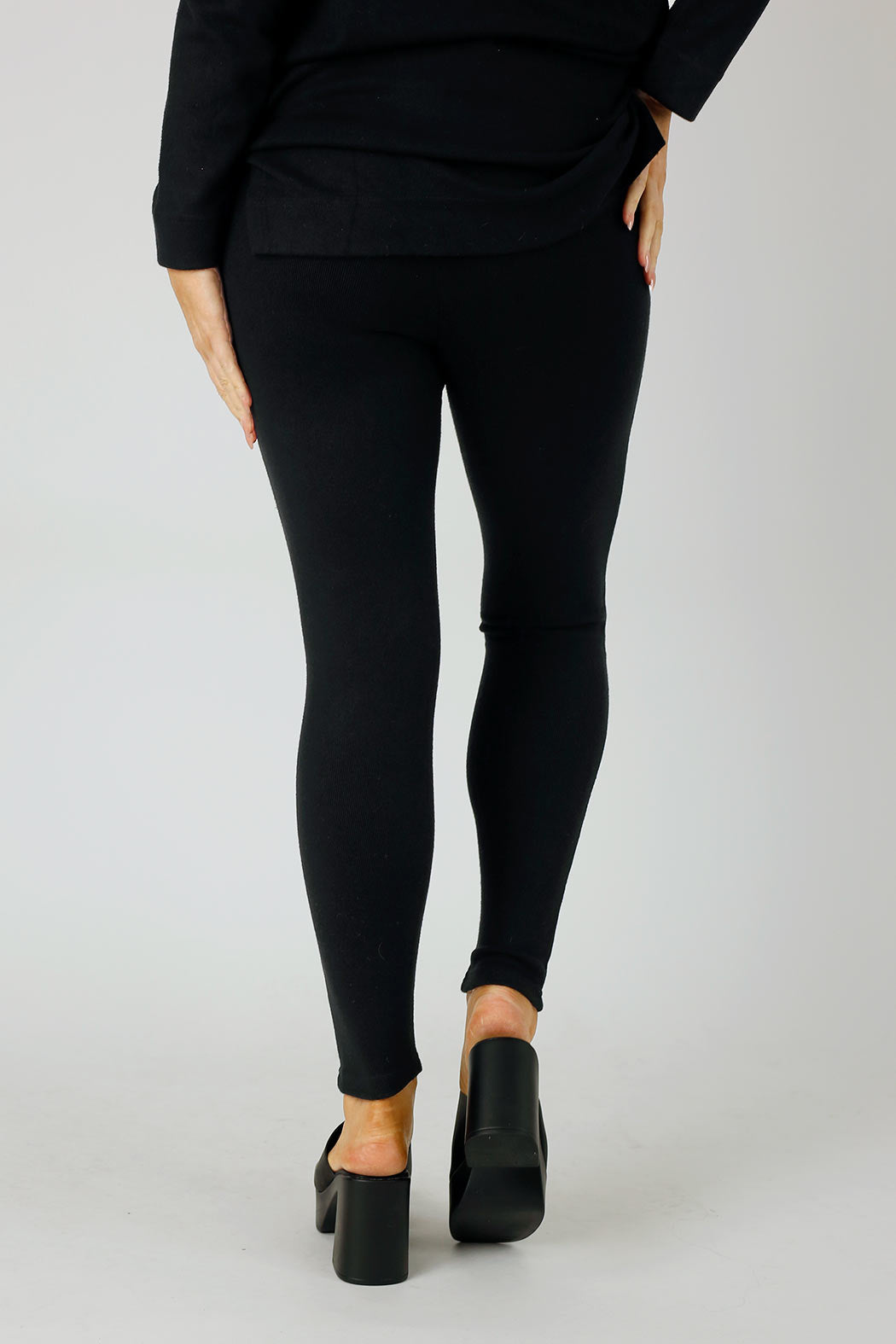 Black Rib Legging - FINAL SALE