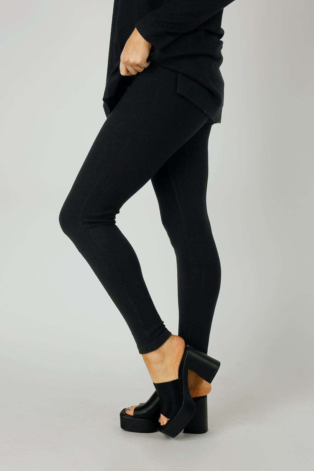 Black Rib Legging - FINAL SALE
