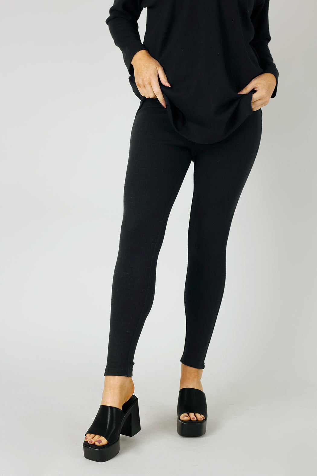Black Rib Legging - FINAL SALE