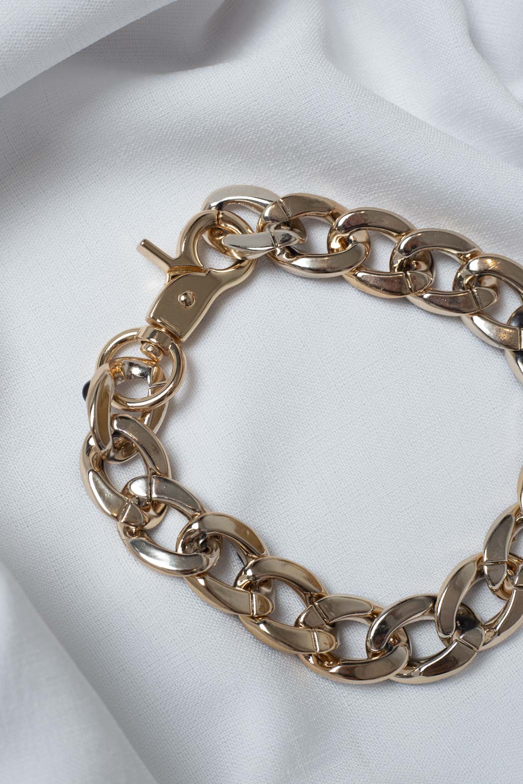 Black Gold Resin Anklet - 30 cms - FINAL SALE