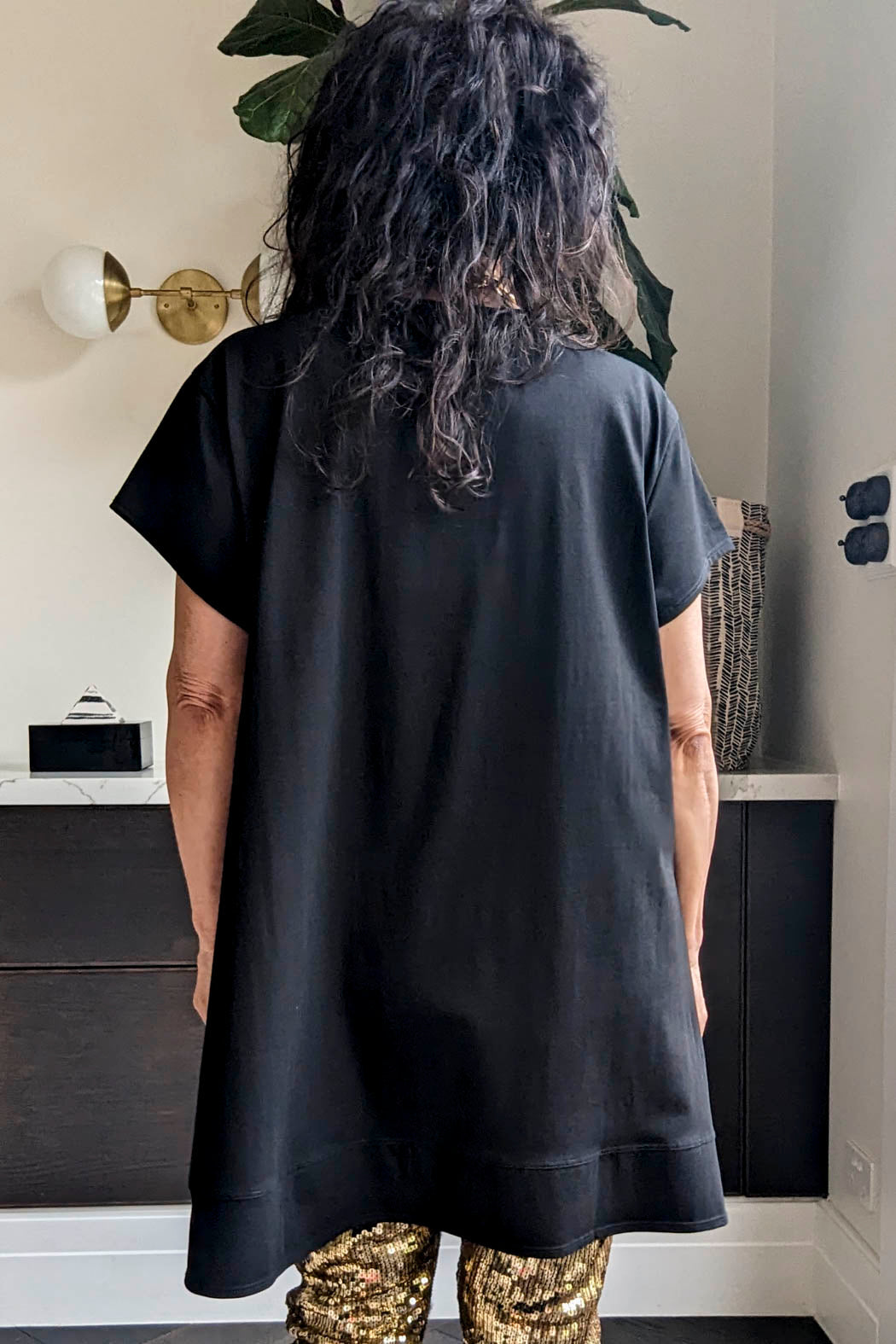 Black V-neck T-shirt - Final Sale