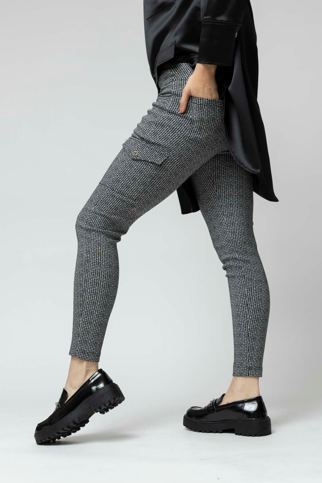 Black White Bengaline Slim Pant