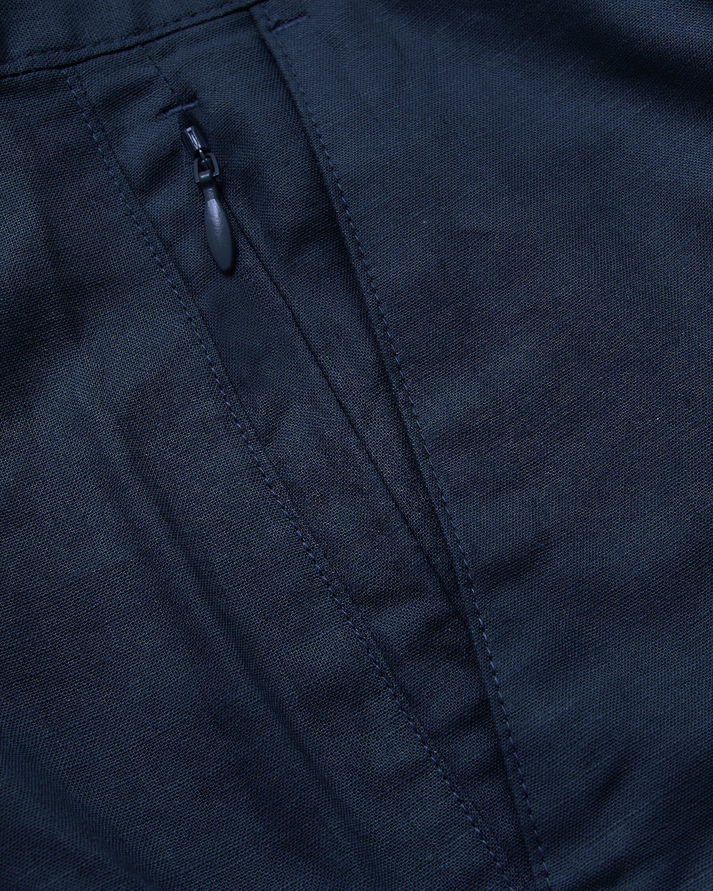 7" Navy Linen Shorts