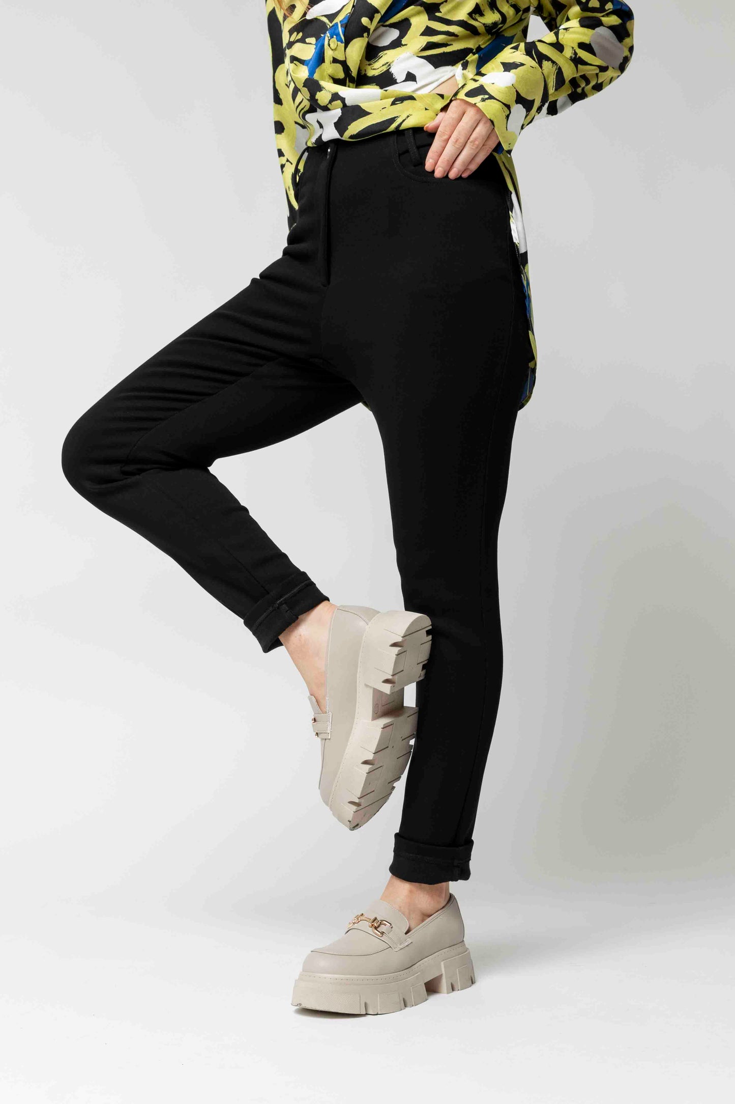 Black Sculpt Slim Leg Pant