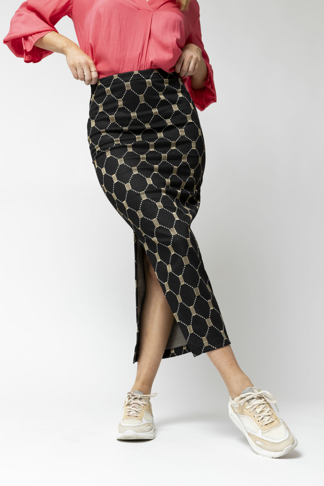 Black Diamond Ponte Miracle Skirt