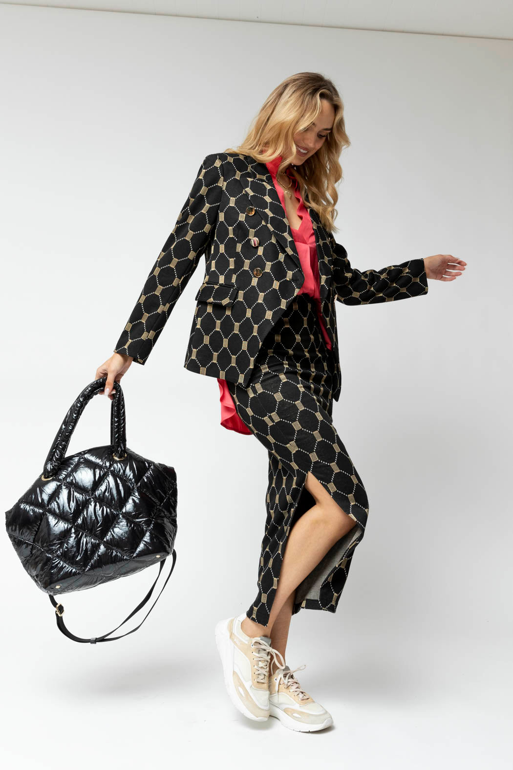 Black Diamond Ponte Miracle Skirt