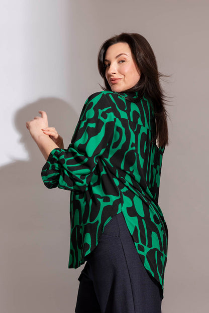 Black/green Femme Blogger Shirt