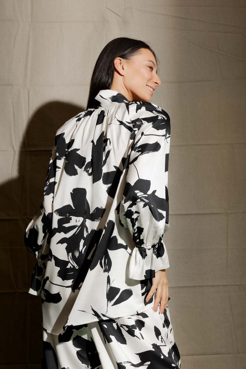 Black/white Victoria Blouse