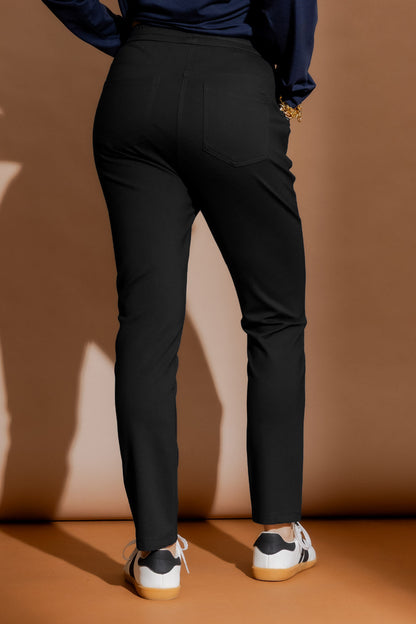 Black Ponte Pull-On Pant