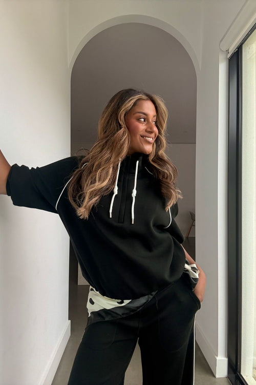 Black Scuba Hamptons Jumper