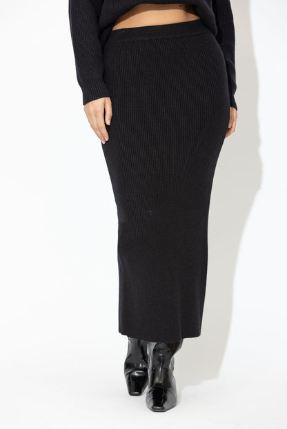 Black Back Split Rib Skirt