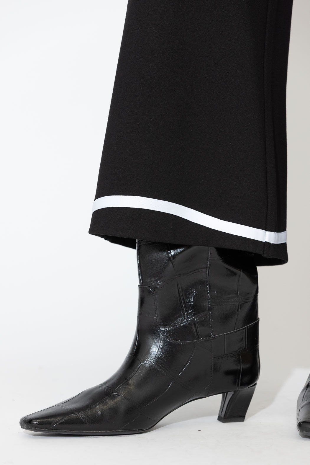 Black Ponte Coco Pant