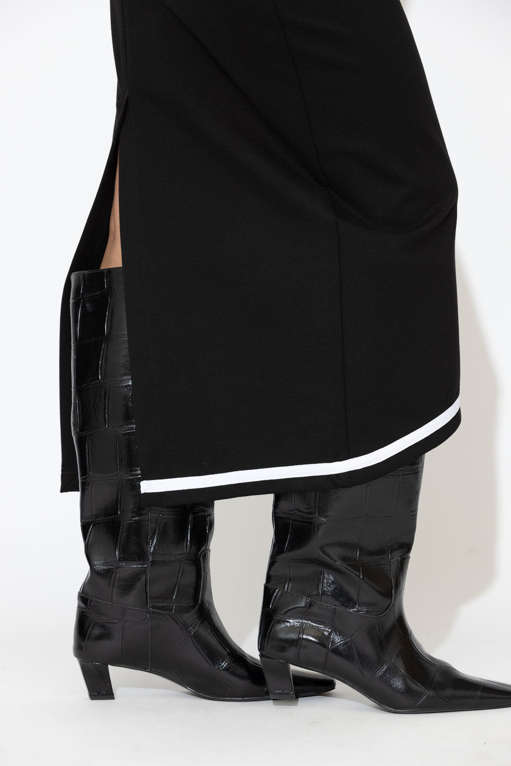 Black Ponte Coco Skirt