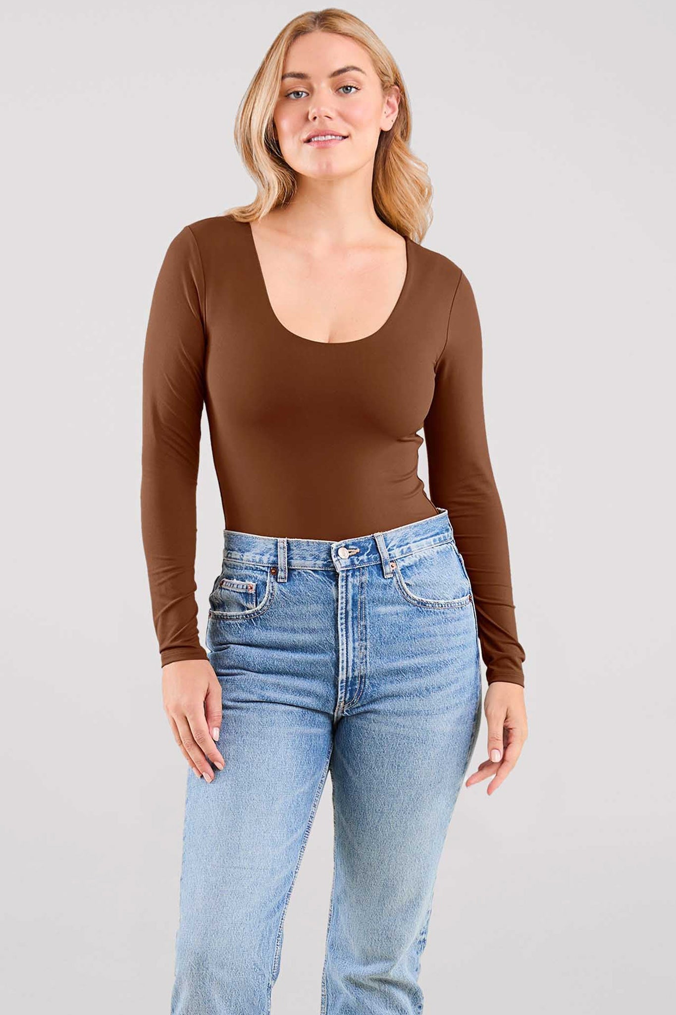 Long Sleeve Scoop Neck Bodysuit | Chocolate
