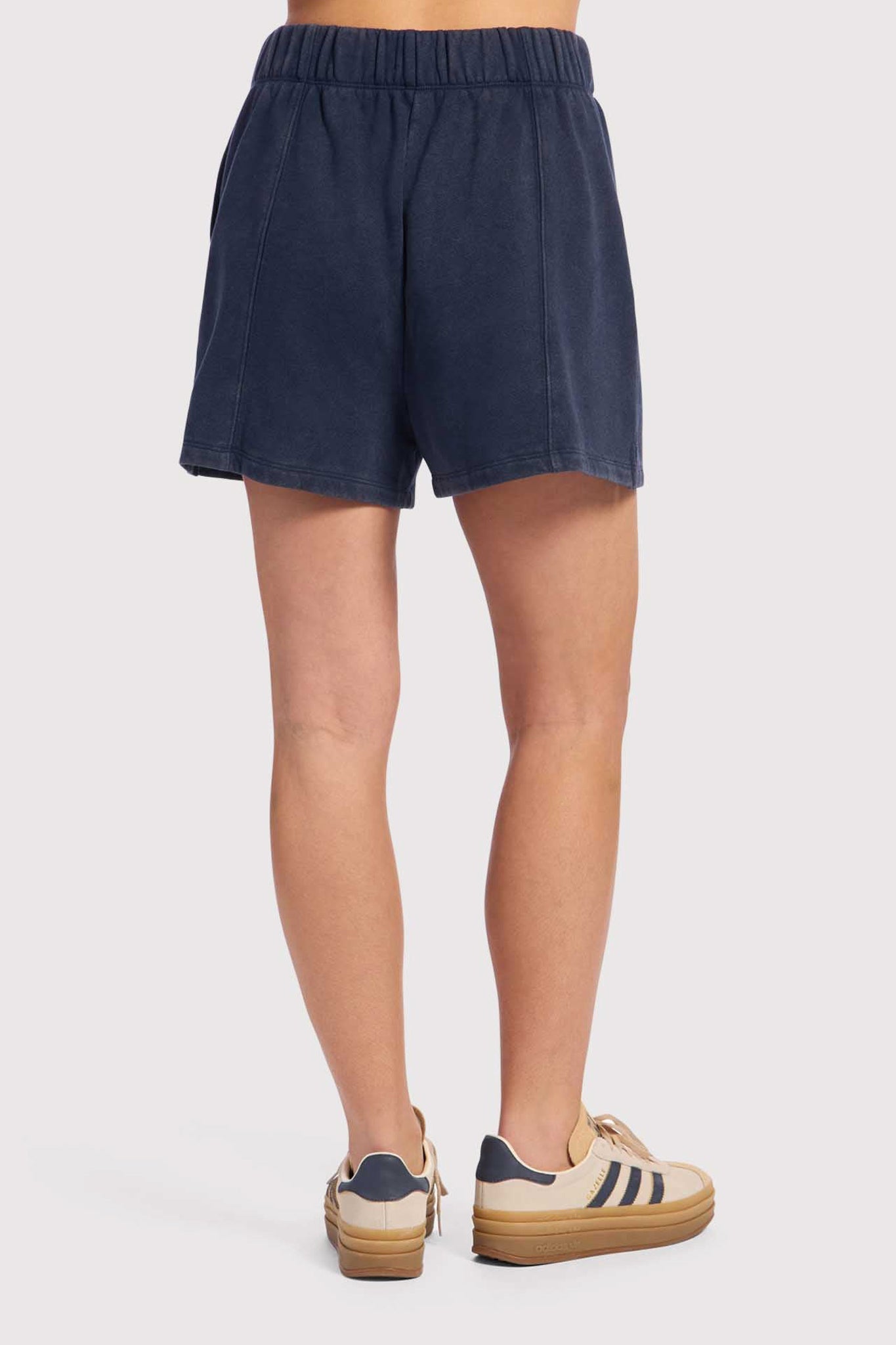 Vintage Fleece Seamed Short | Washed Navy