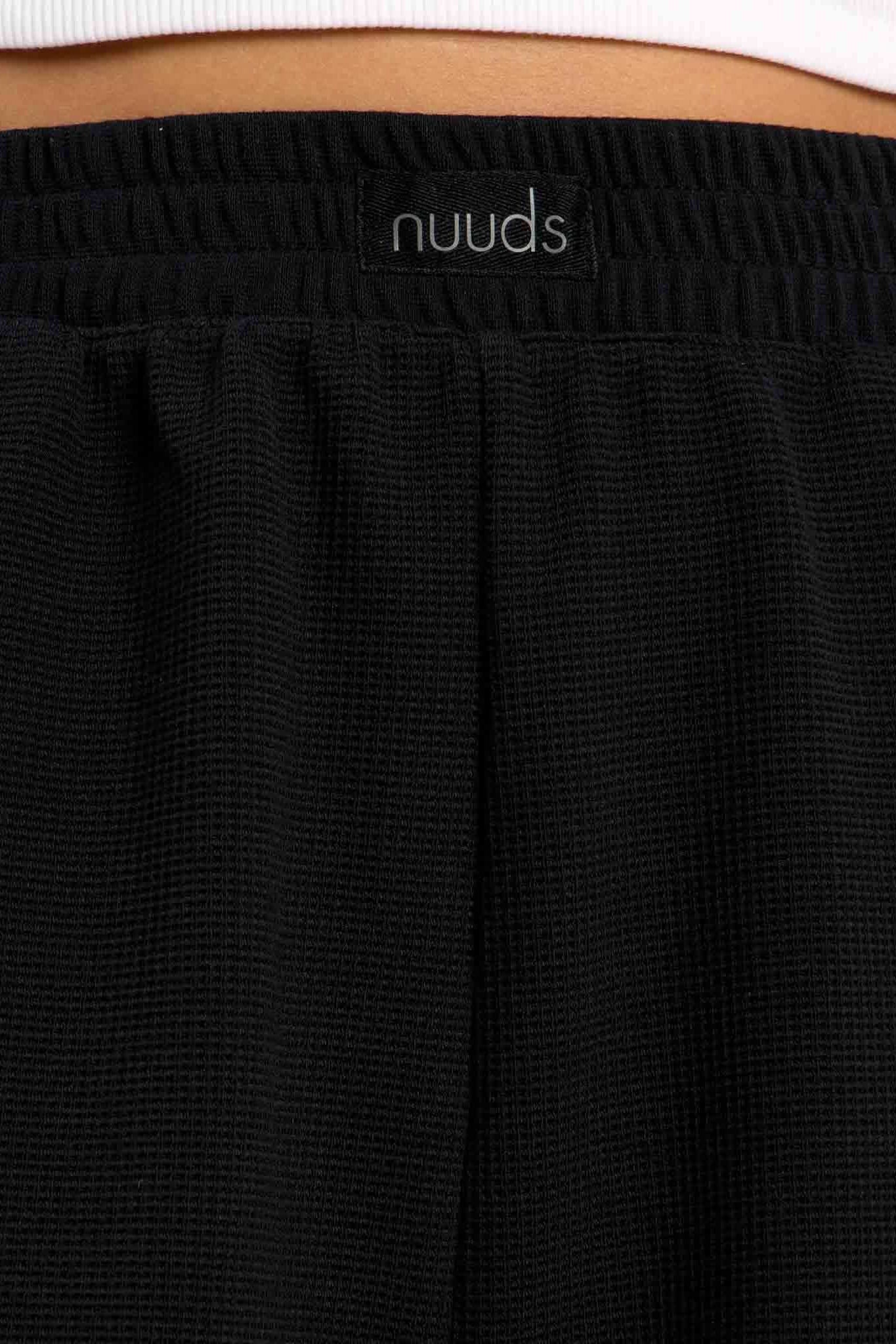 Performance Waffle Short | Black