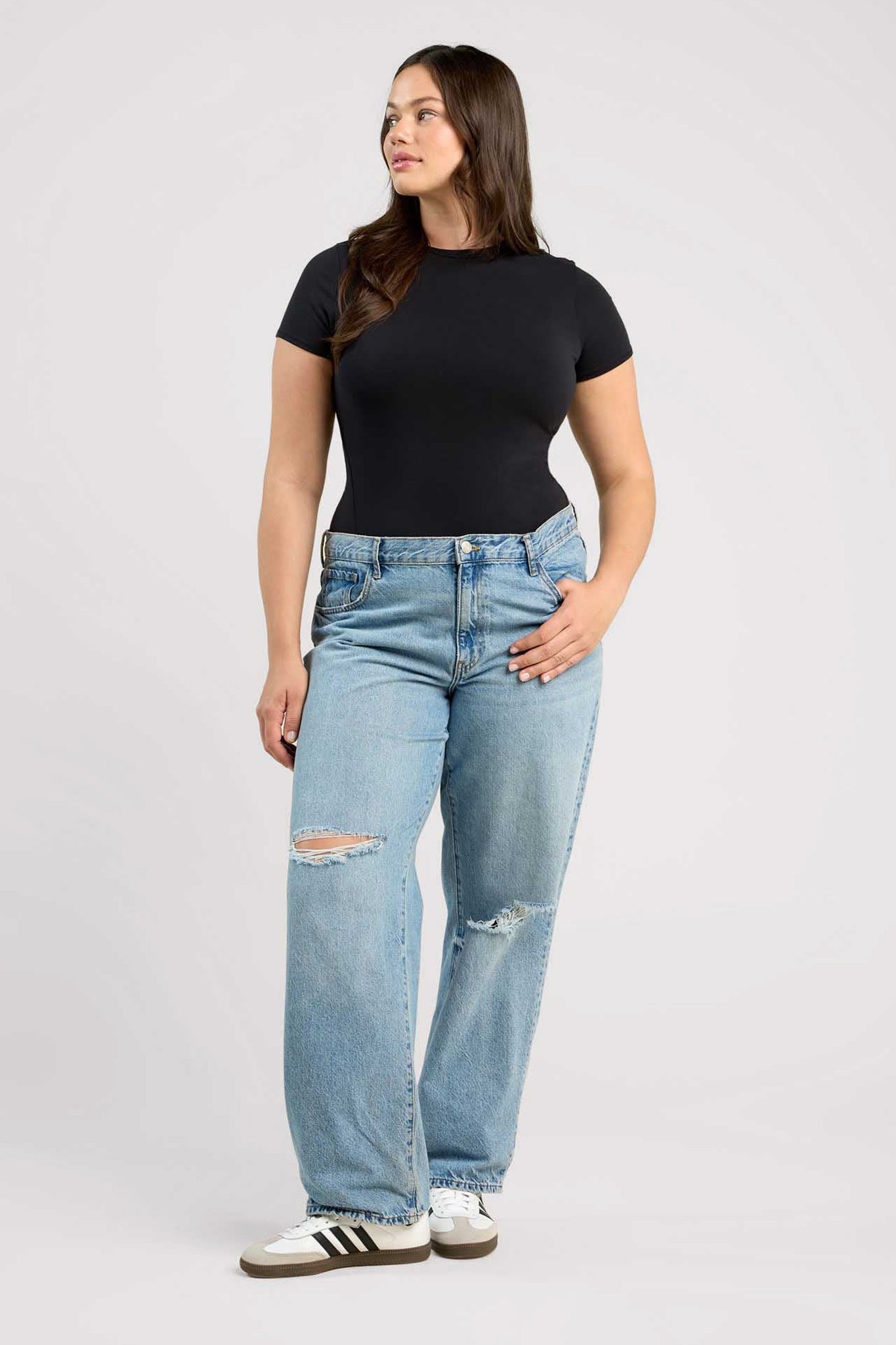 SwiftStretch Seamed Tee | Black