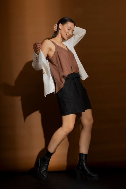 Black Luxury Linen Short
