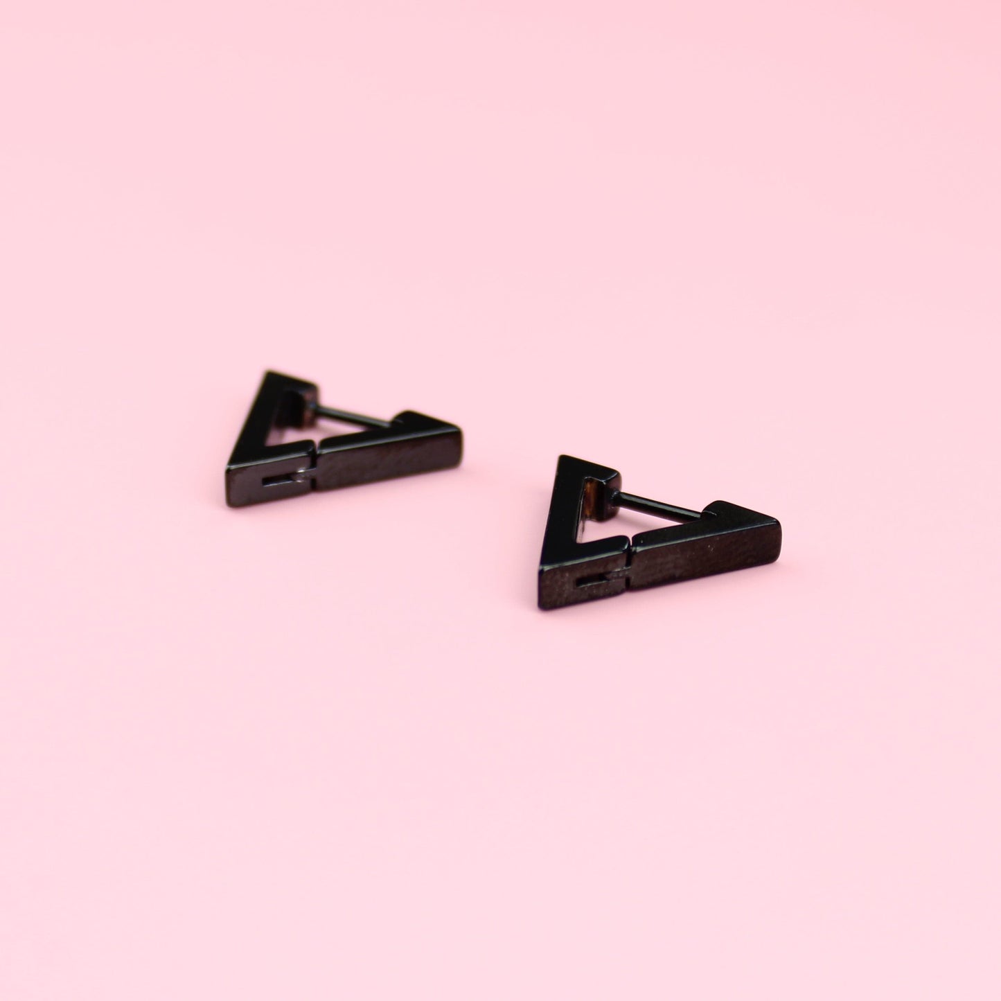 Triangle Huggie Hoop Earrings (Black)