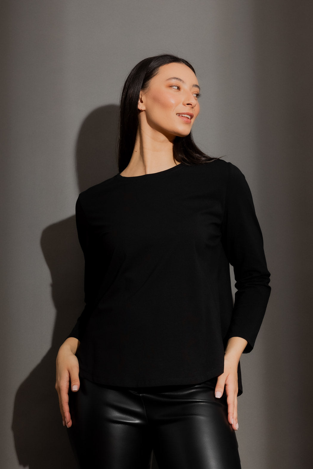 Black Crew Neck Tee