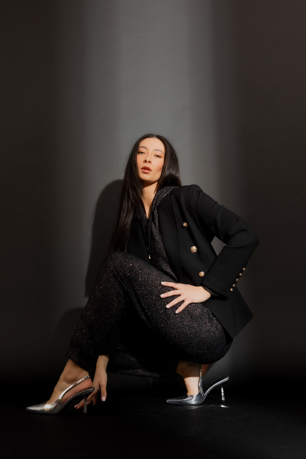 Black Ponte Belted Sisca Blazer
