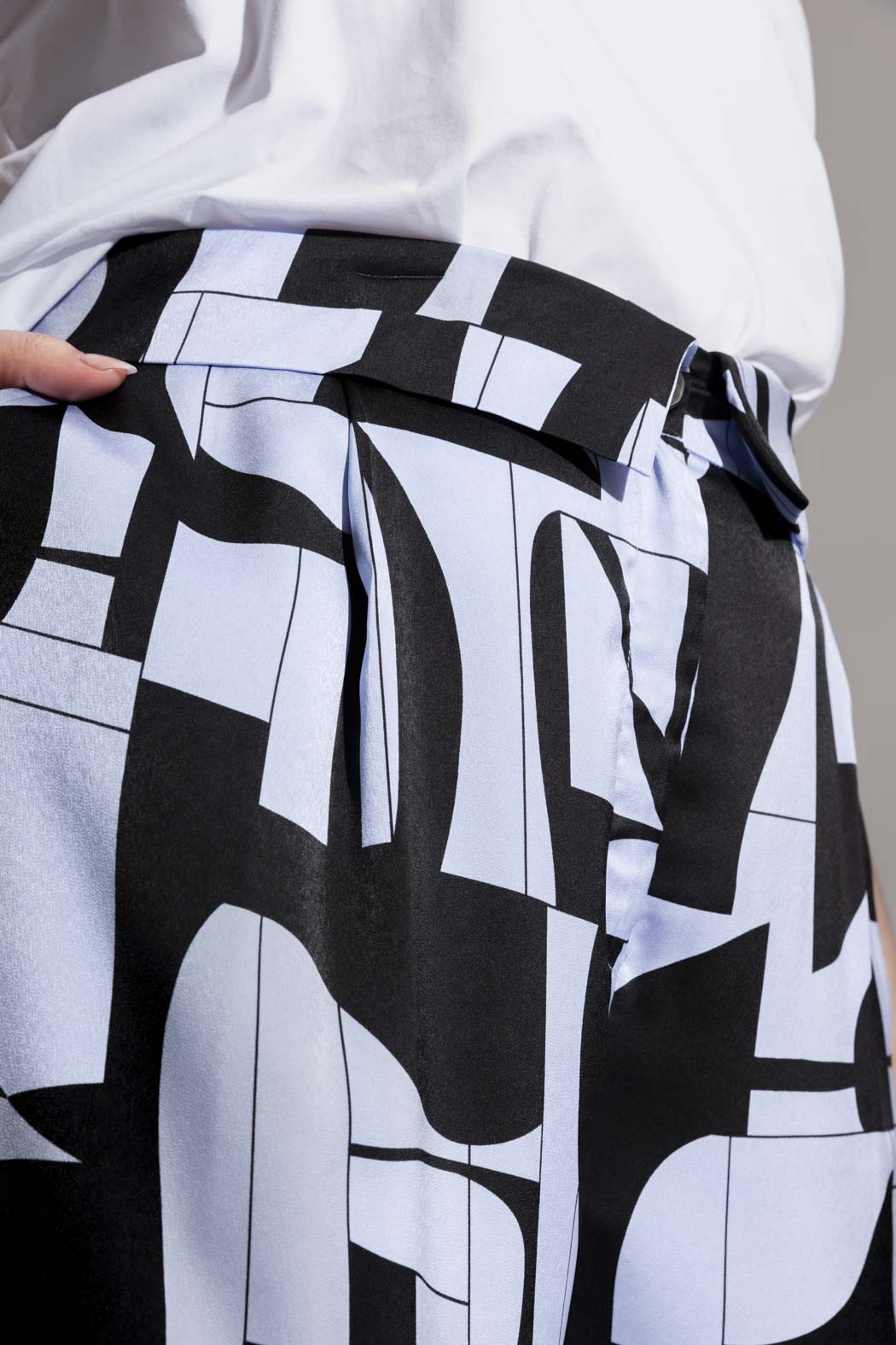 Black/lilac Paperbag Pants