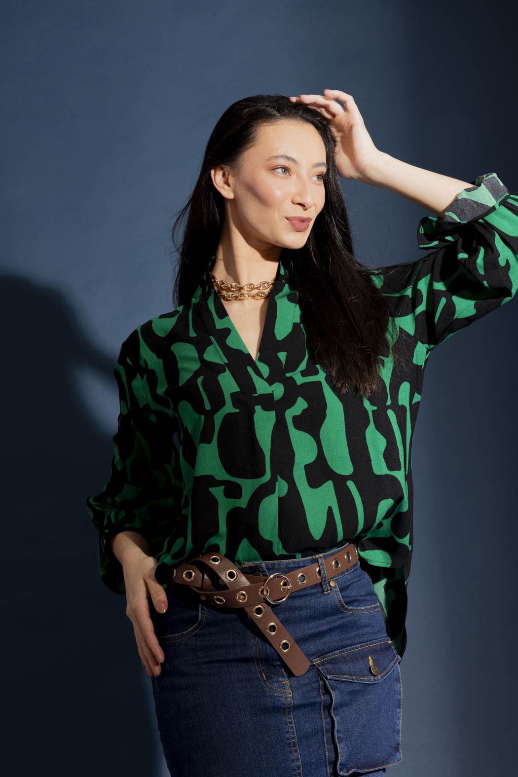 Black/green Femme Blogger Shirt