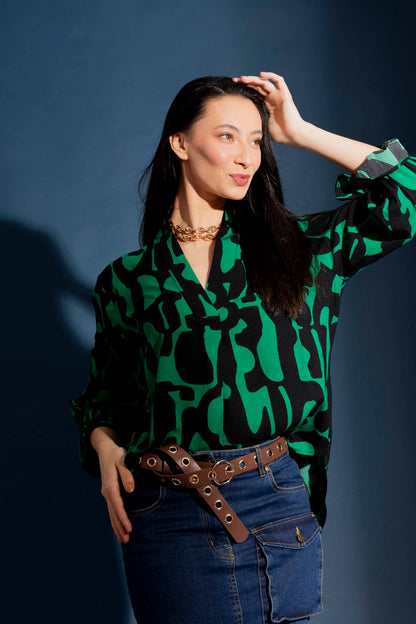 Black/green Femme Blogger Shirt