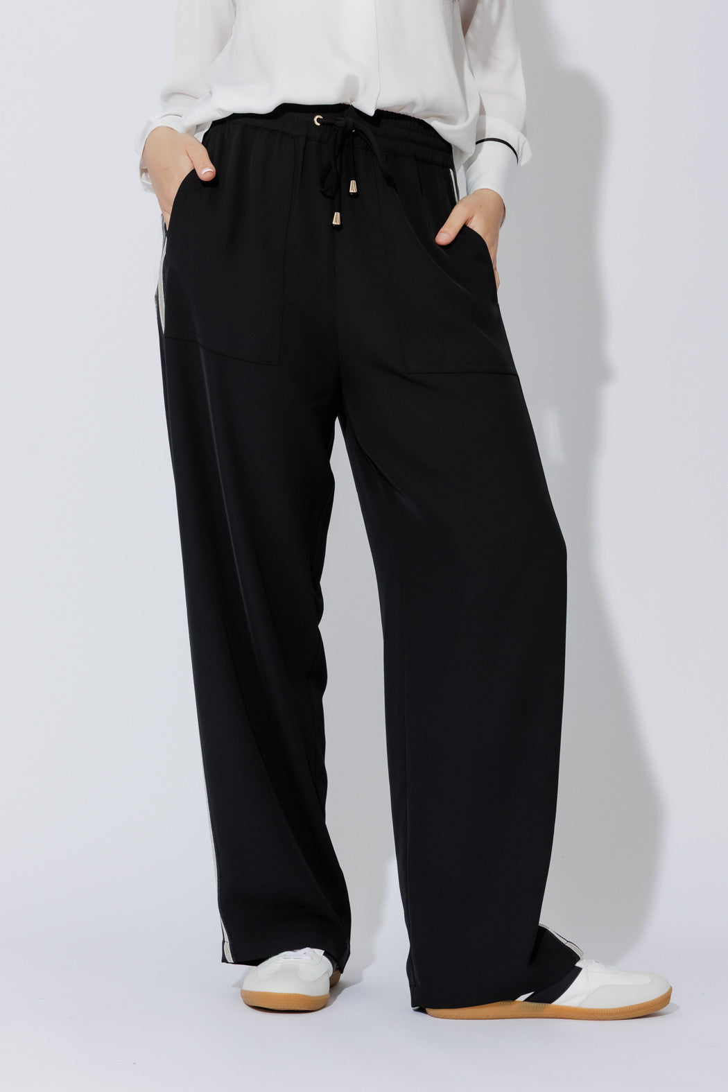 Black Side Stripe Pant