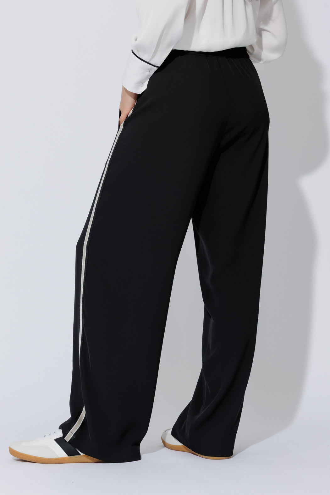 Black Side Stripe Pant