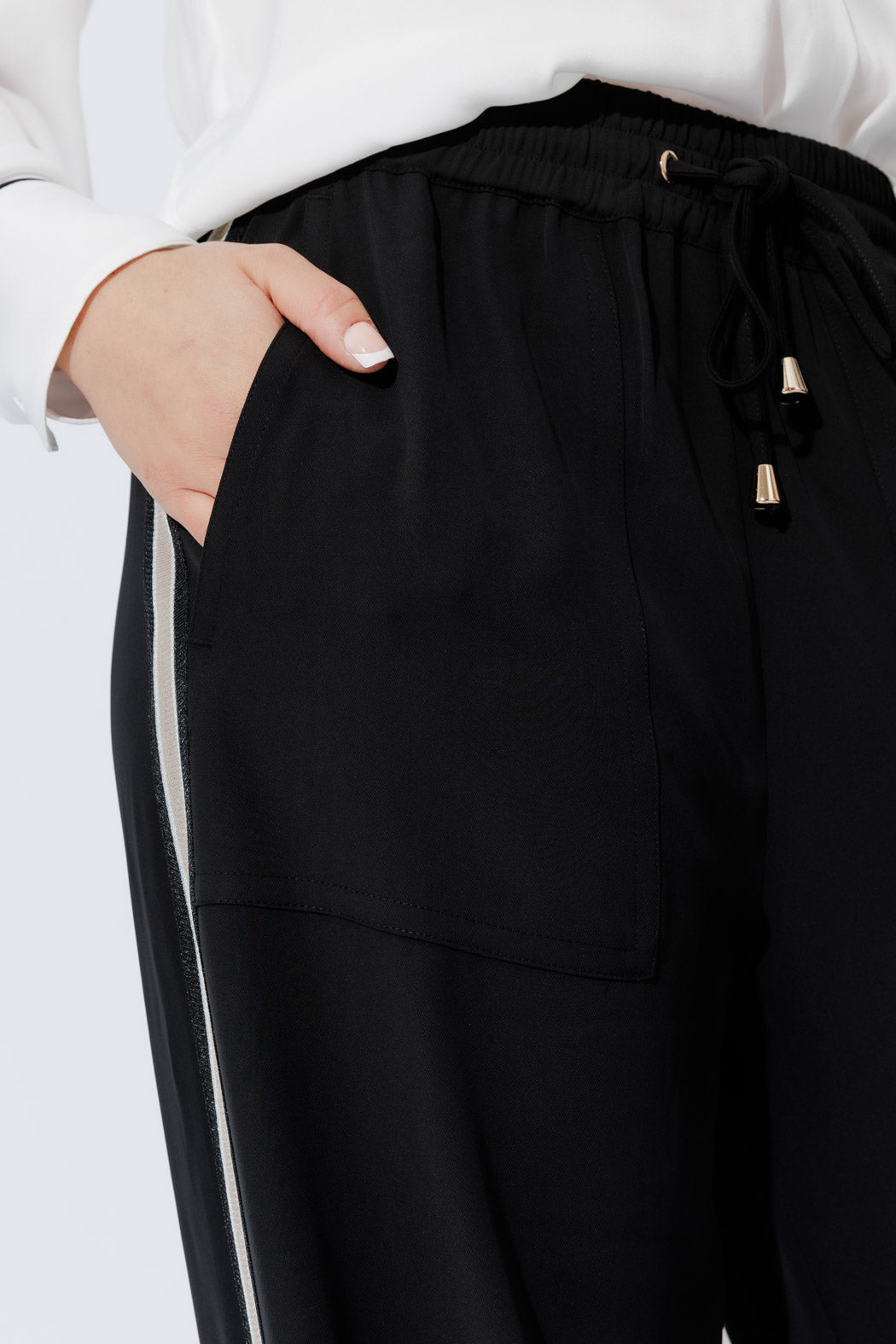 Black Side Stripe Pant