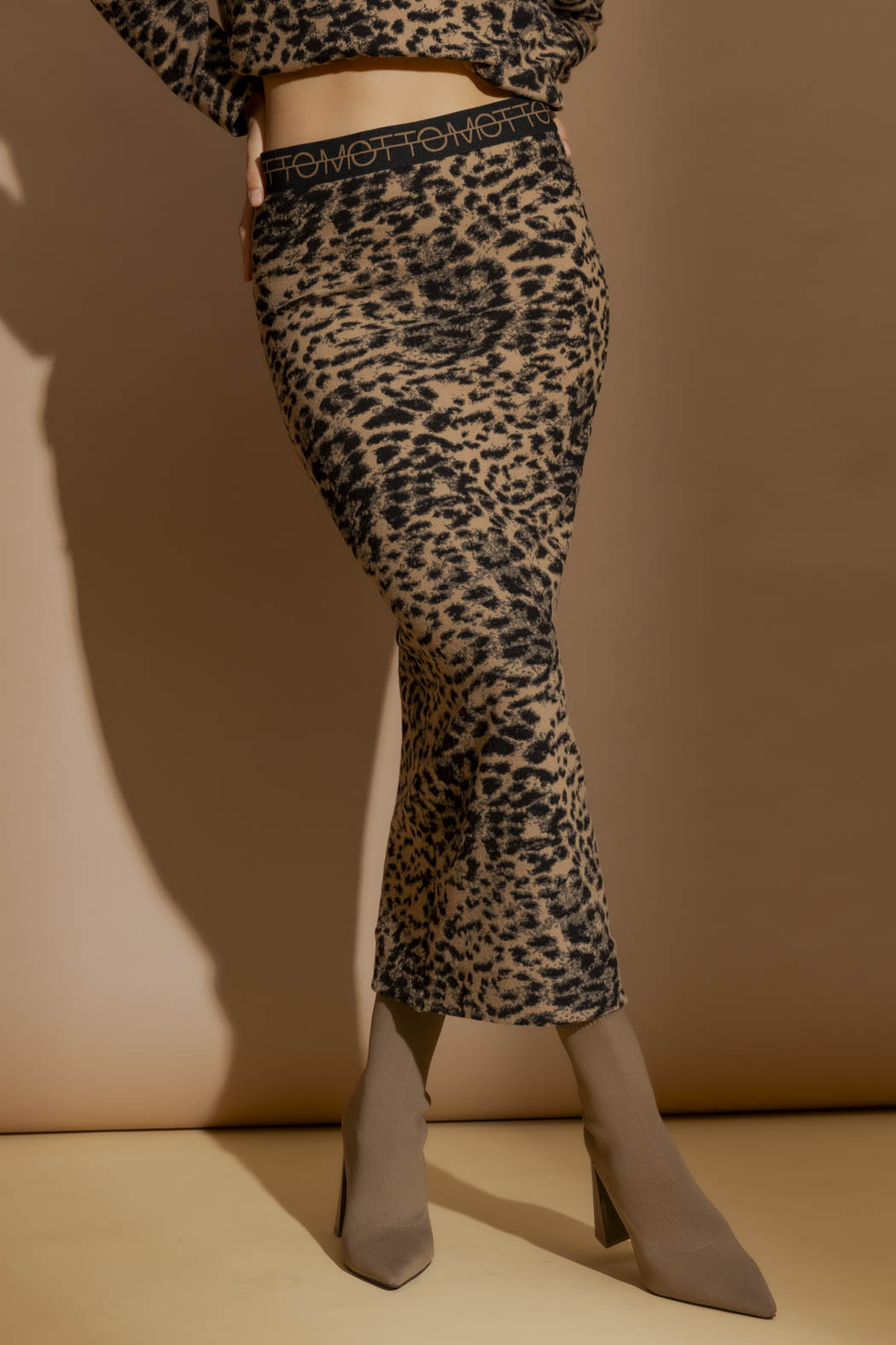 Beige Leopard Tube Skirt