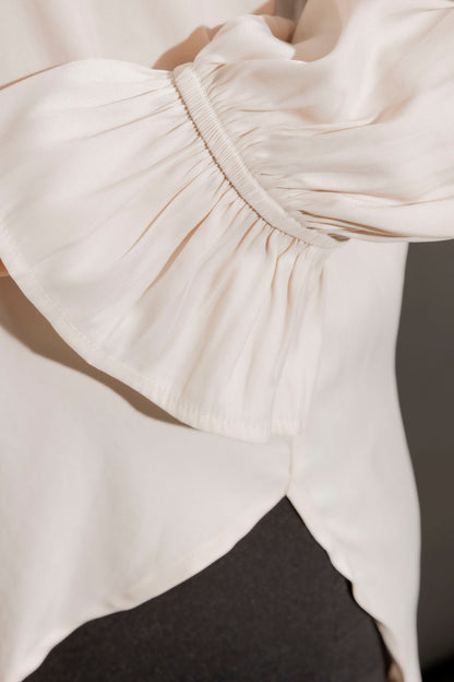 Bone Femme Blogger Shirt