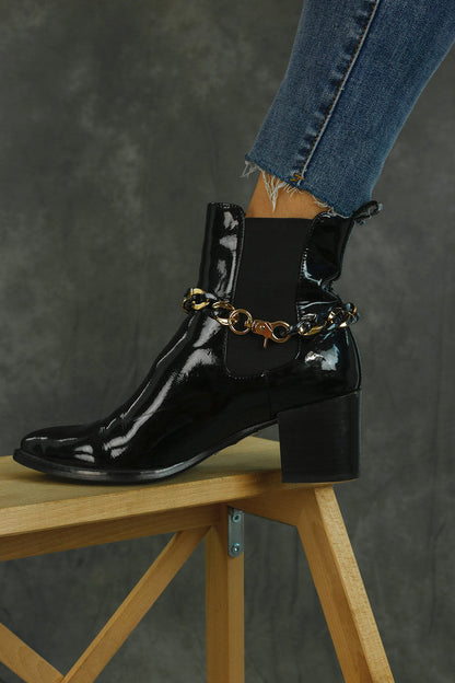 Black & Gold Boot Chain