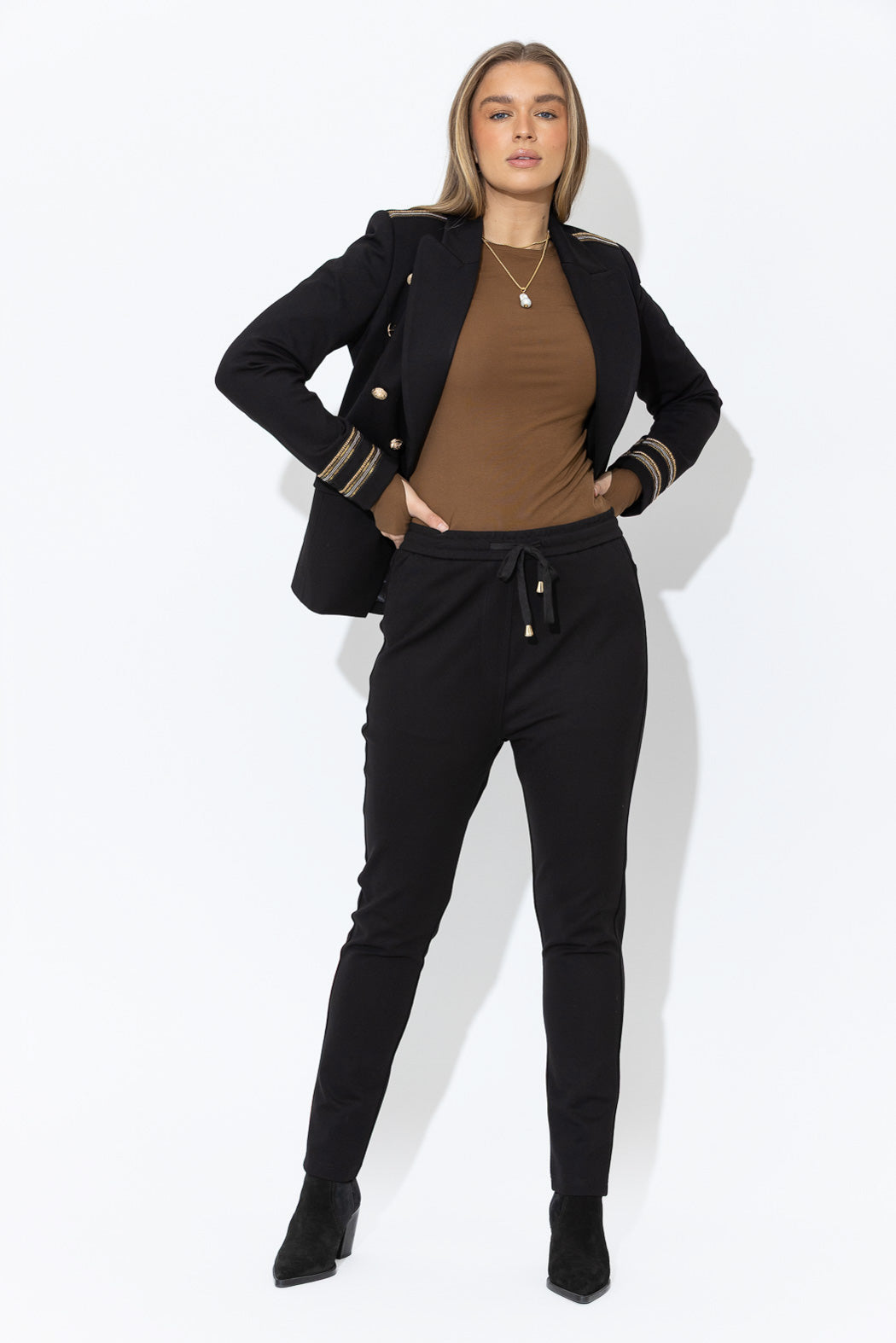 Black Ponte Jogger Pant