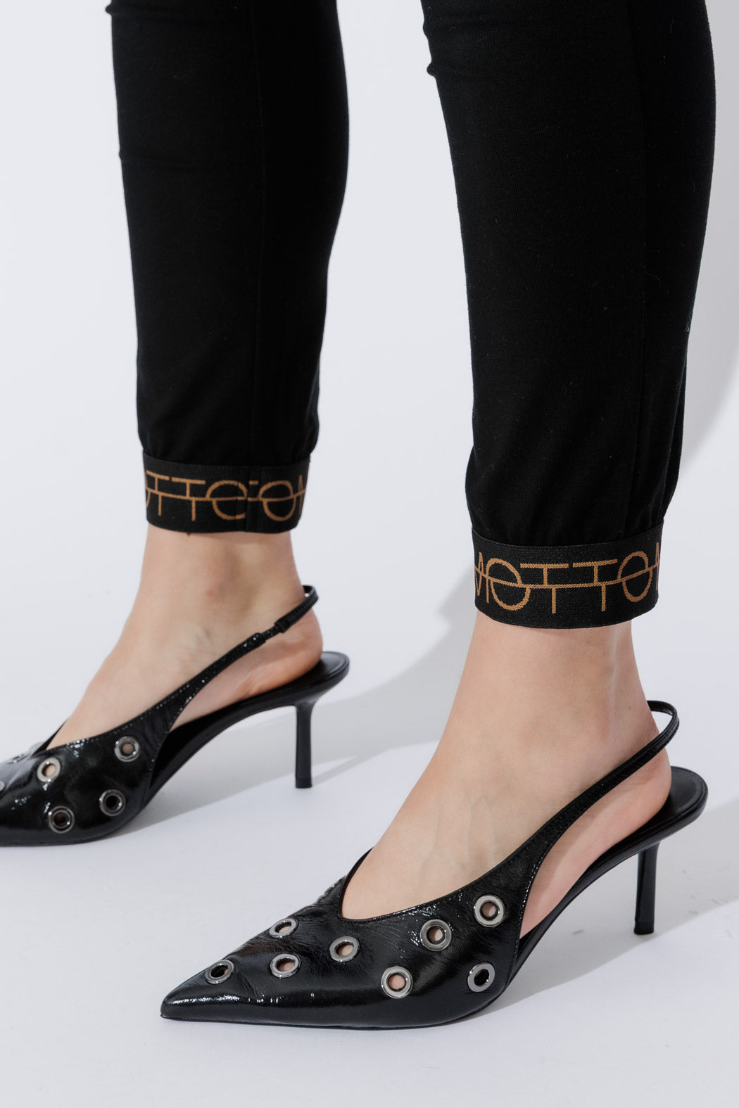 Black Tencel Weekend Pant