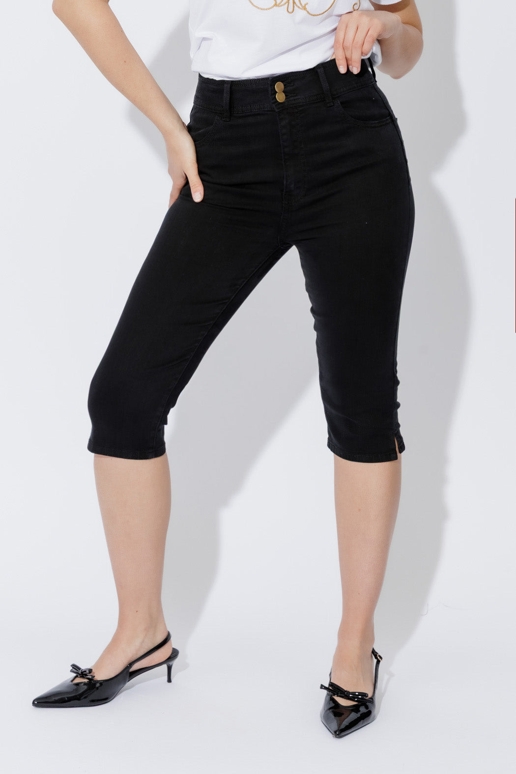 Black Denim Miracle Capri Jean