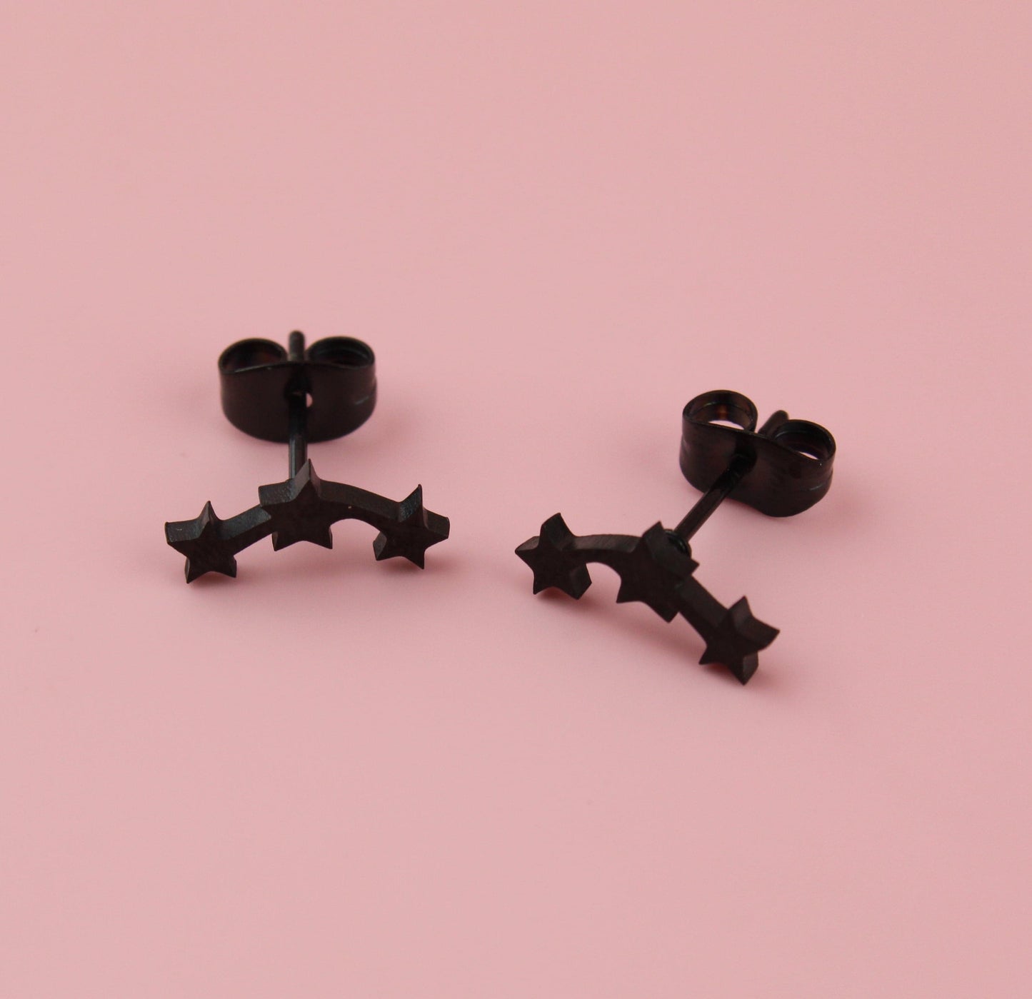 Triple Curved Star Stud Earrings (Black)