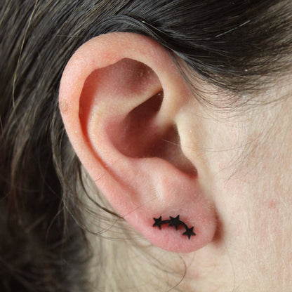 Triple Curved Star Stud Earrings (Black)