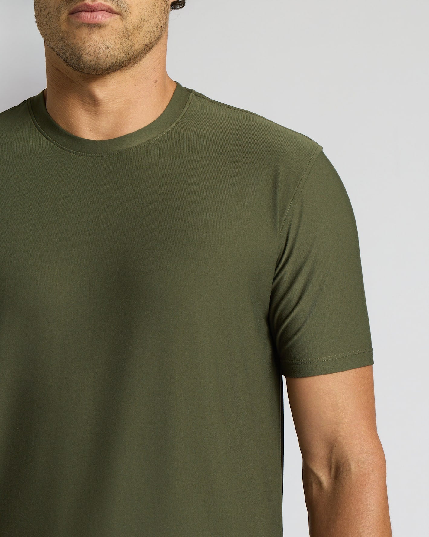 Grove Active Curved Hem Crew