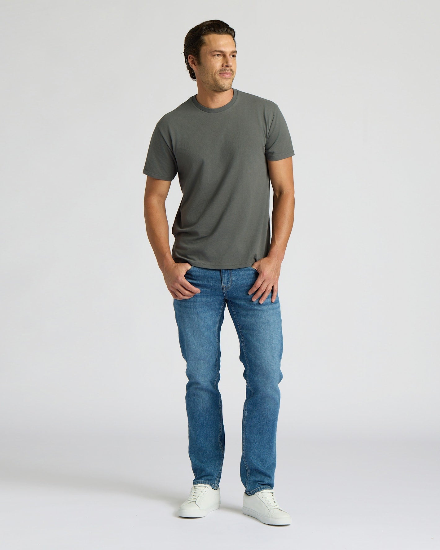 Carbon Short Classic Crew Neck
