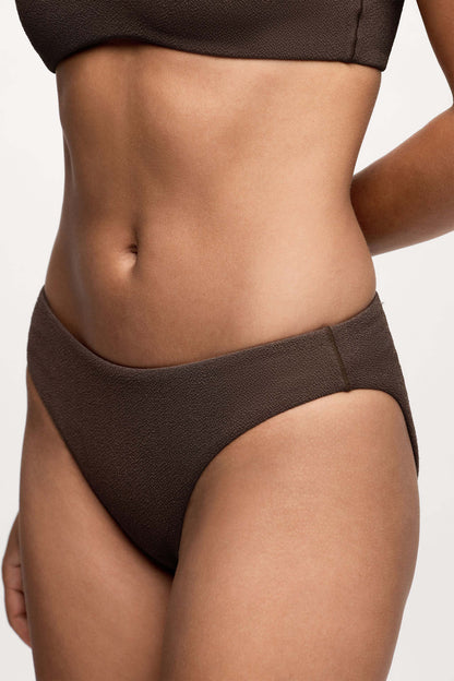 Low Waist Bikini Bottom | Crispy Espresso