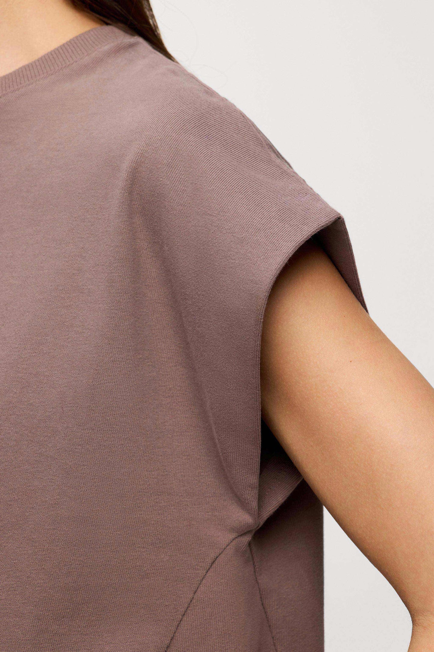 Swing Muscle Tee | Cocoa
