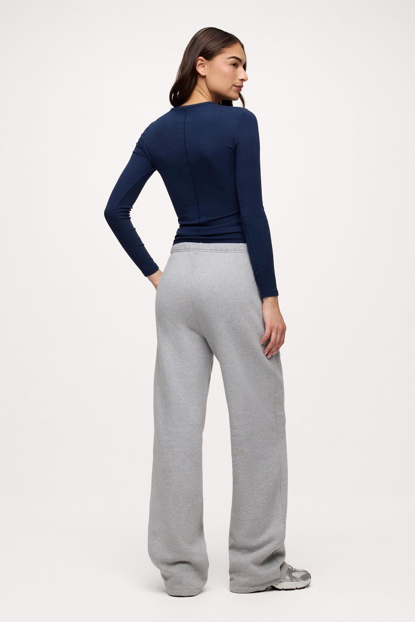 Core Fleece Wide Leg Sweatpant | Heather Grey