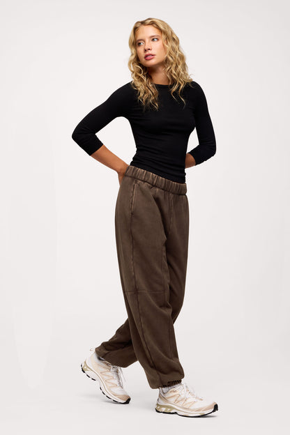Vintage Washed Seamed Jogger | Espresso